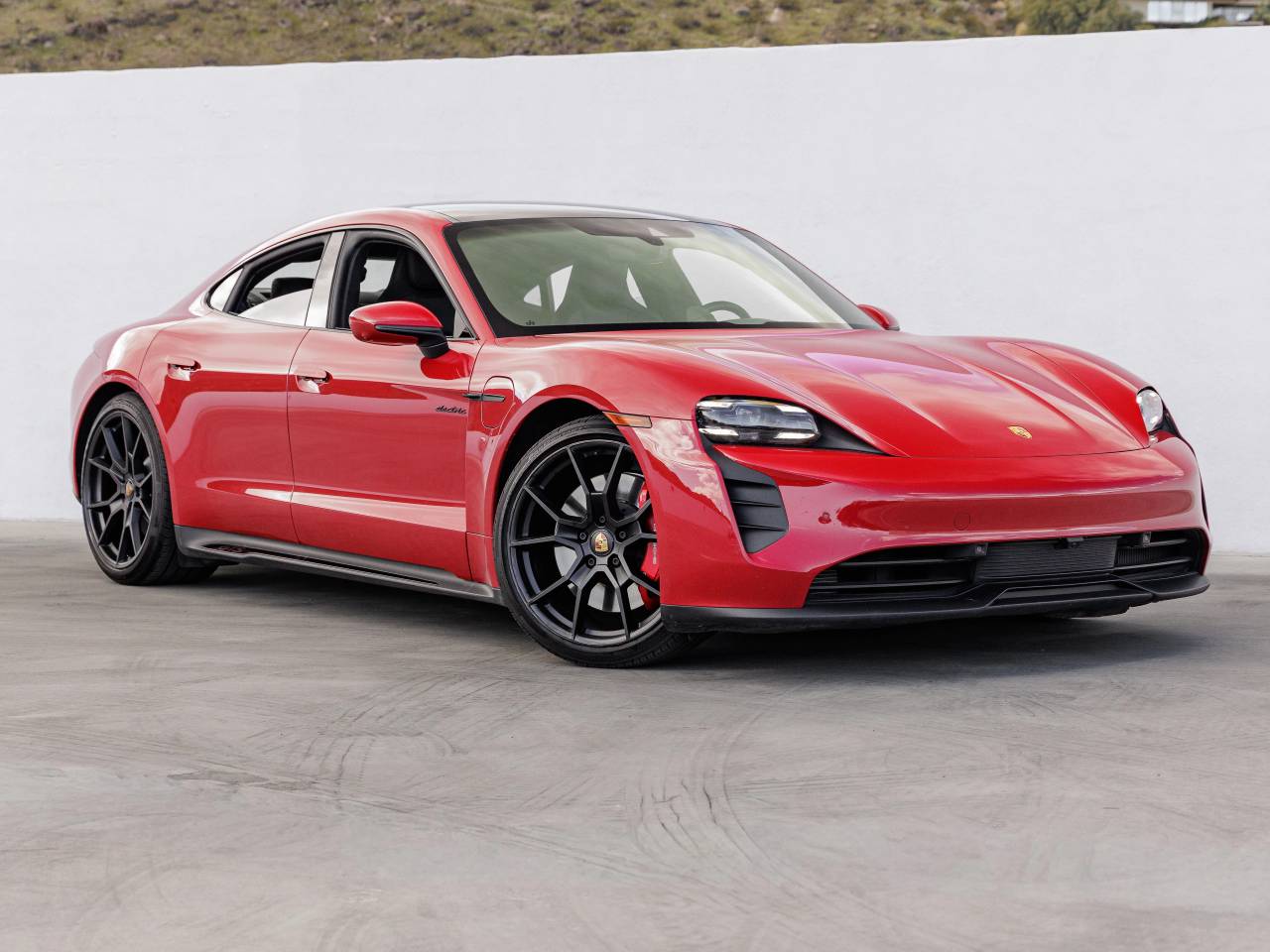 2022 Porsche Taycan Taycan GTS (MY22)