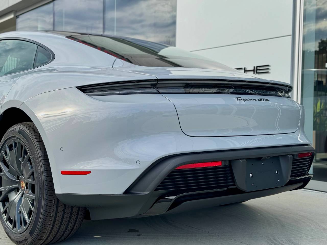2026 Porsche Taycan Taycan GTS