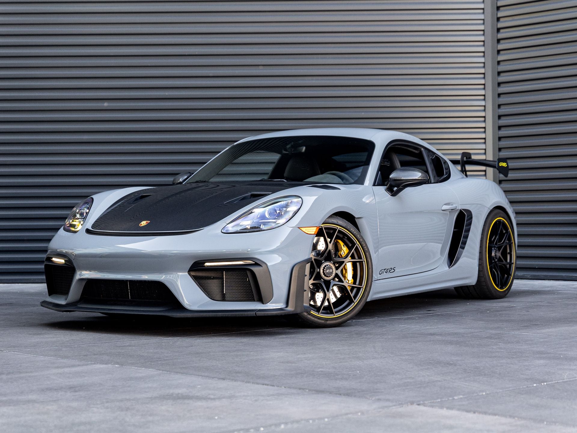2025 Porsche 718 Cayman GT4 RS