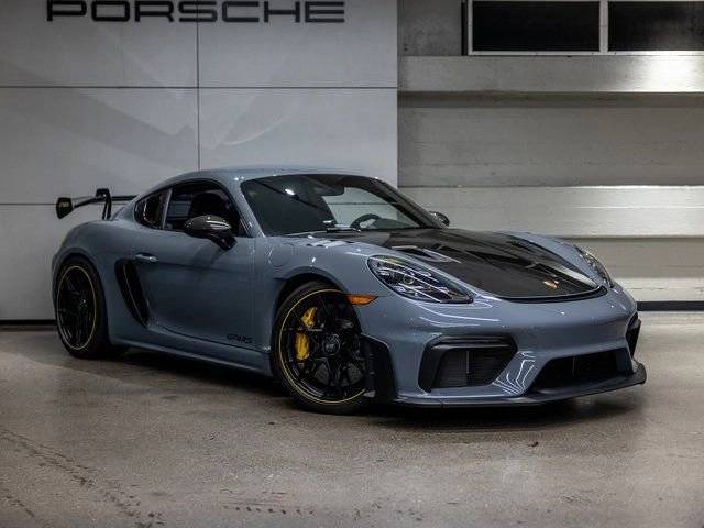 2025 Porsche 718 Cayman GT4 RS