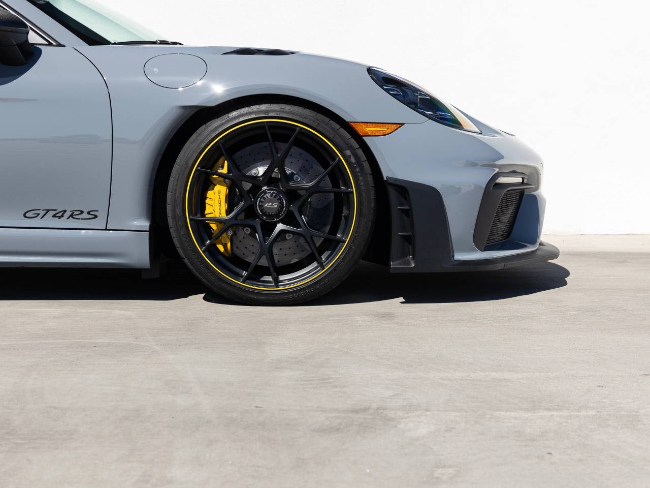 2025 Porsche 718 Cayman GT4 RS