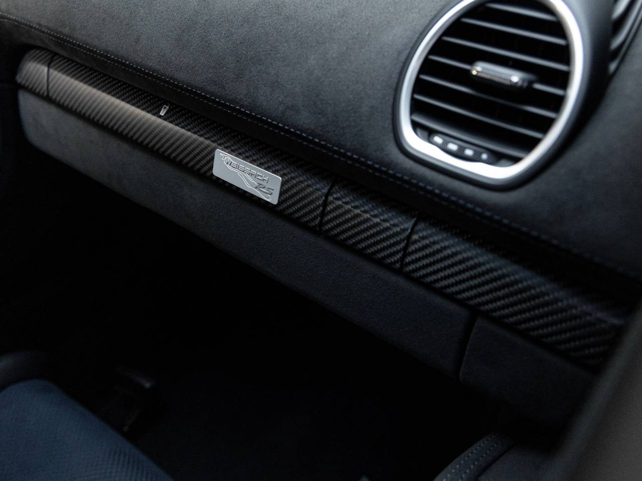 2025 Porsche 718 Cayman GT4 RS