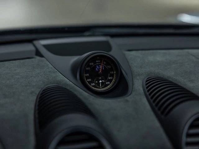 2025 Porsche 718 Cayman GT4 RS