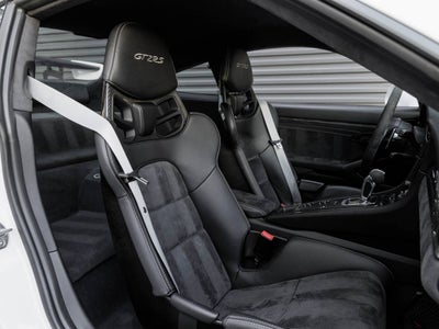 2018 Porsche 911 911 GT2 RS