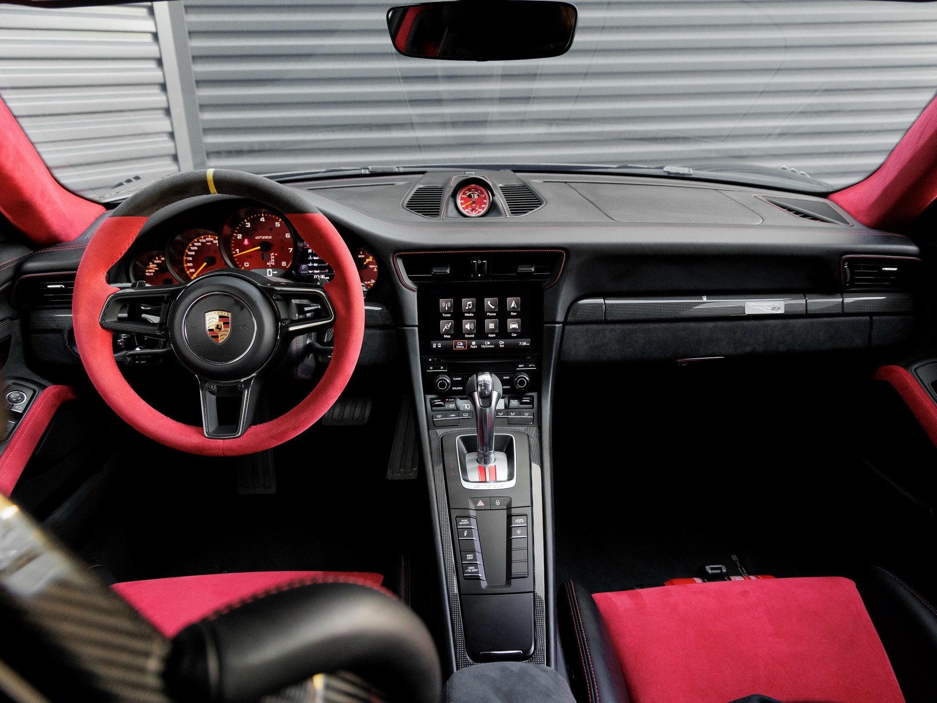 2018 Porsche 911 911 GT2 RS