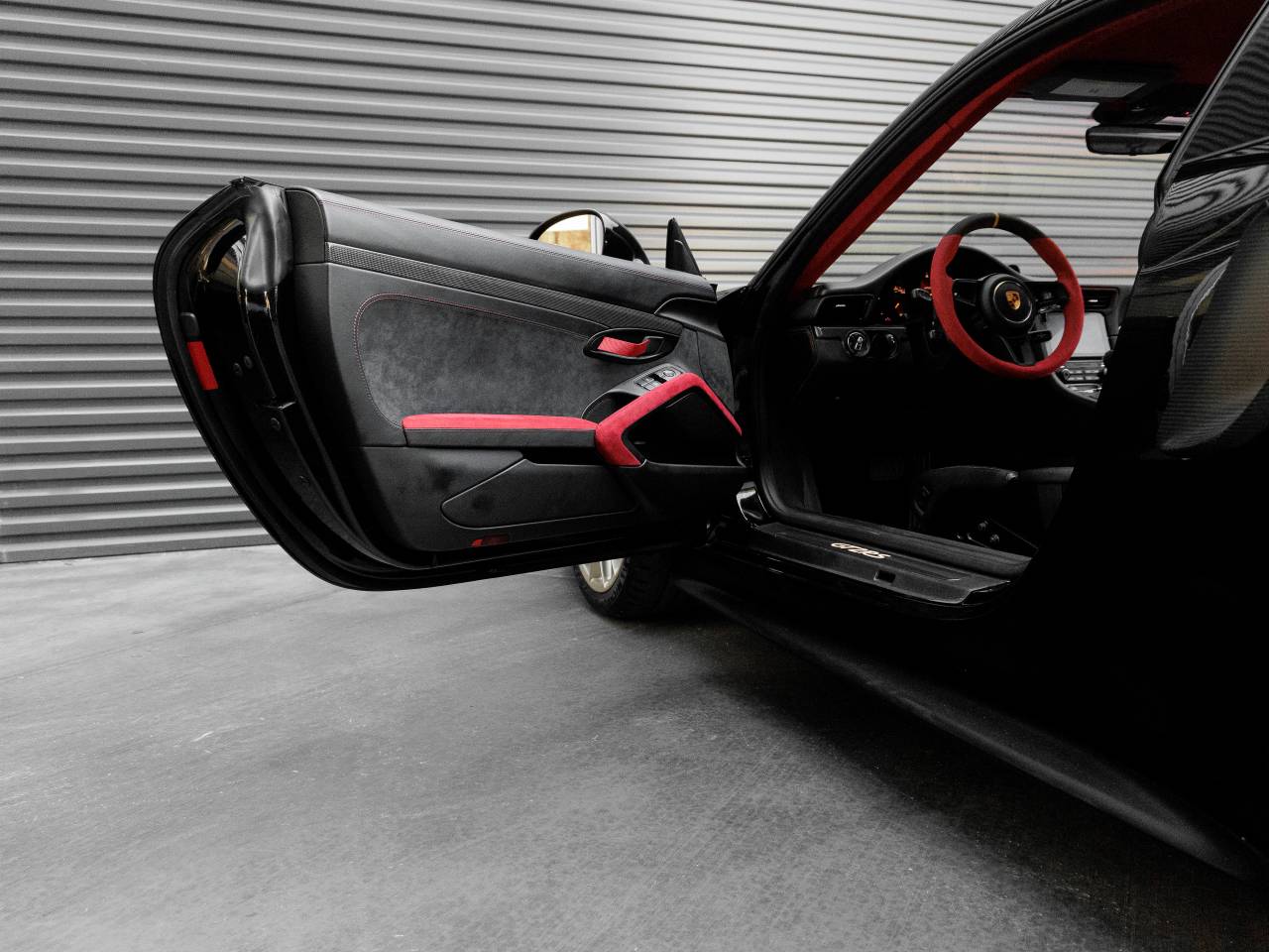 2018 Porsche 911 911 GT2 RS