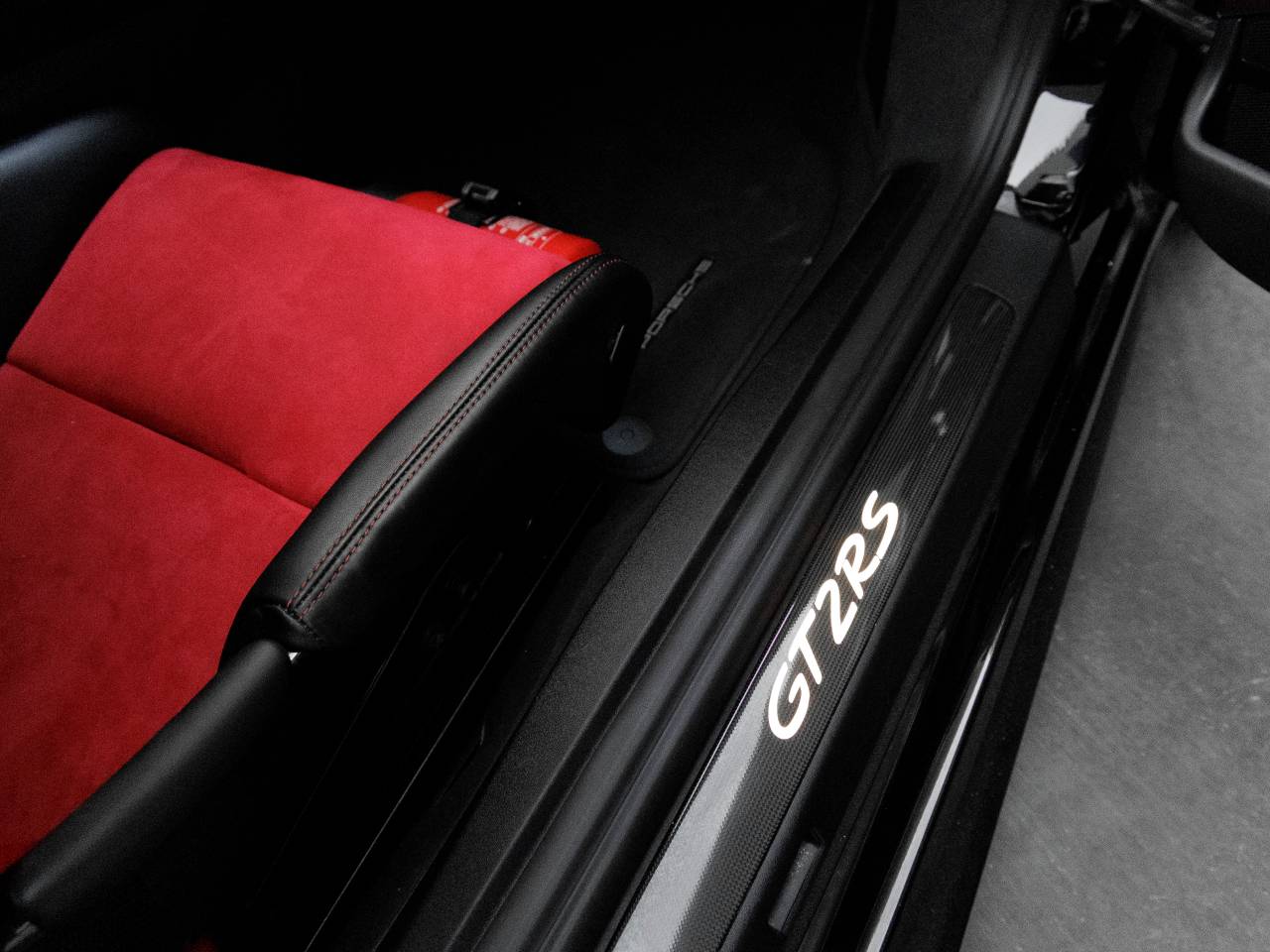 2018 Porsche 911 911 GT2 RS