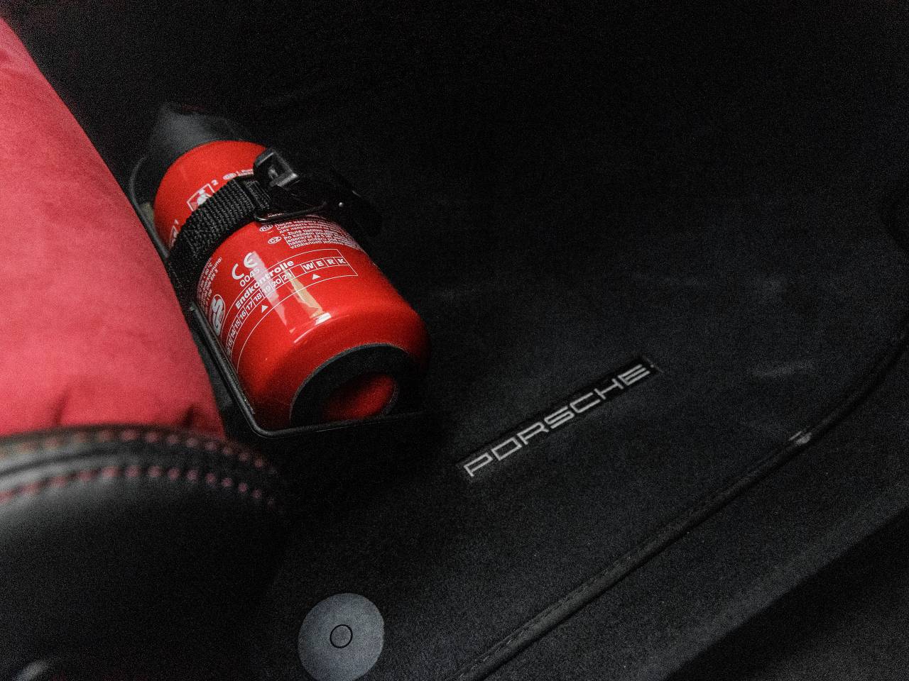 2018 Porsche 911 911 GT2 RS