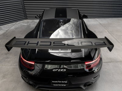 2018 Porsche 911 911 GT2 RS