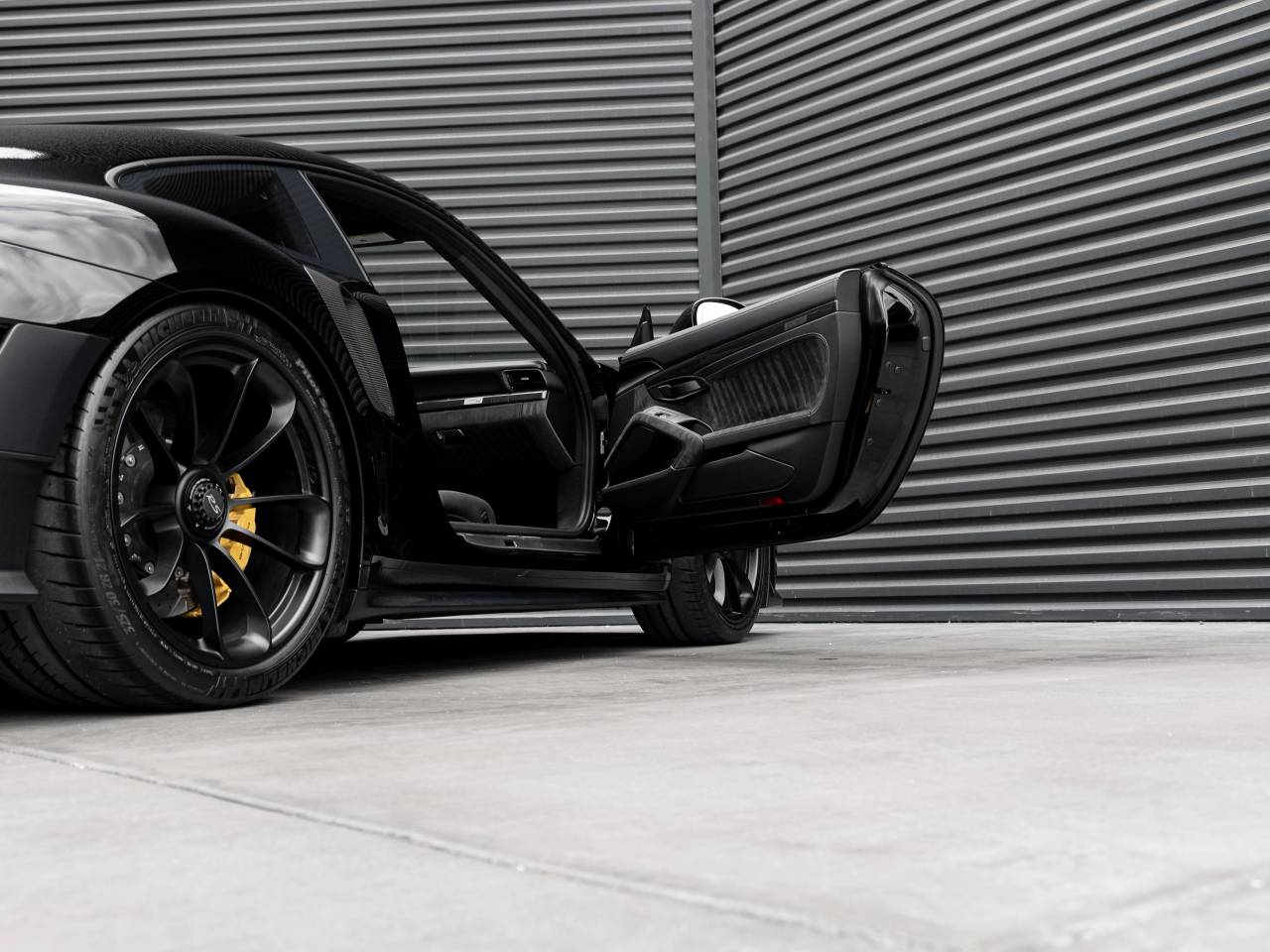 2018 Porsche 911 911 GT2 RS