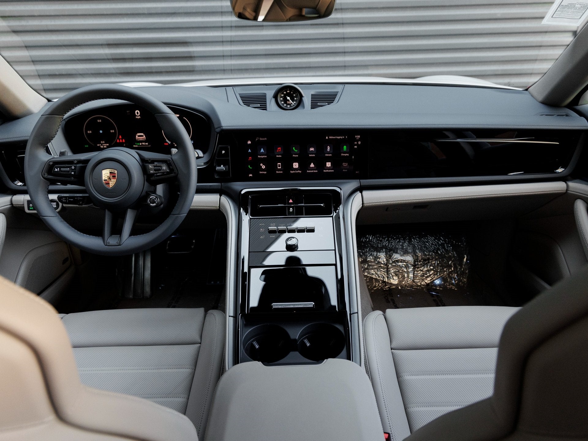 2026 Porsche Panamera E-Hybrid 4