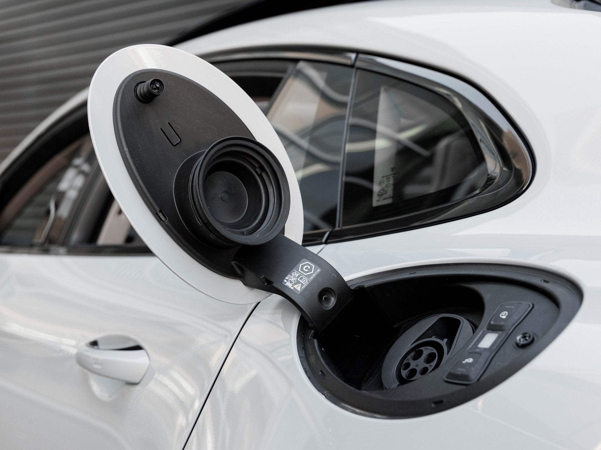 2026 Porsche Panamera E-Hybrid 4