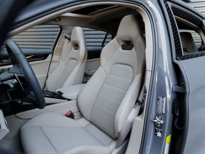 2026 Porsche Panamera Panamera 4 E-Hybrid