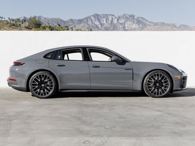 2026 Porsche Panamera Panamera 4 E-Hybrid