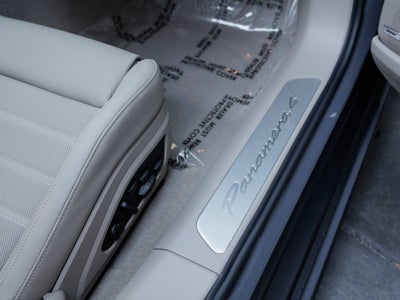 2026 Porsche Panamera Panamera 4 E-Hybrid