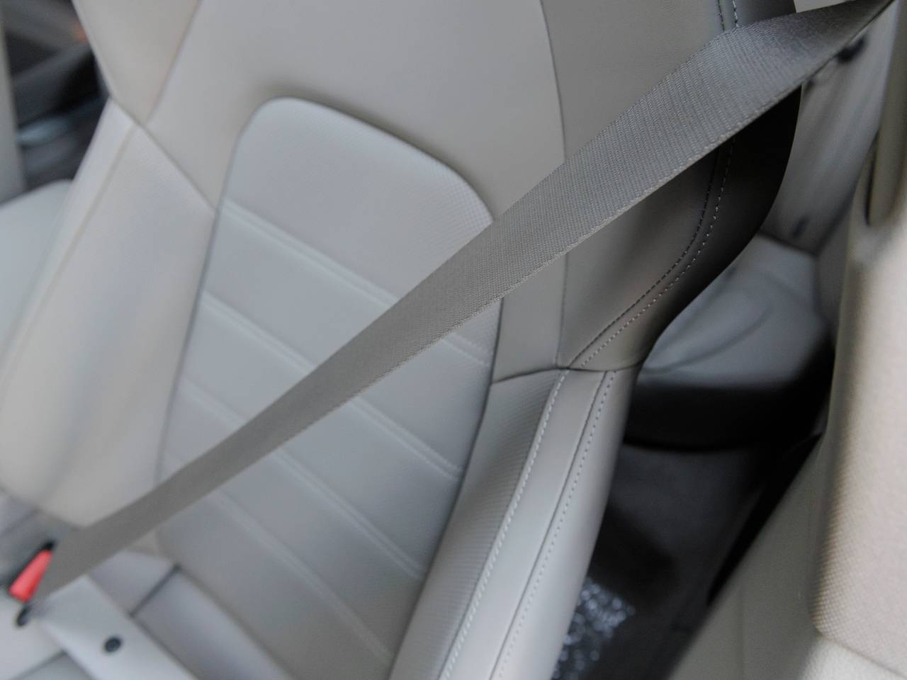 2026 Porsche Panamera Panamera 4 E-Hybrid