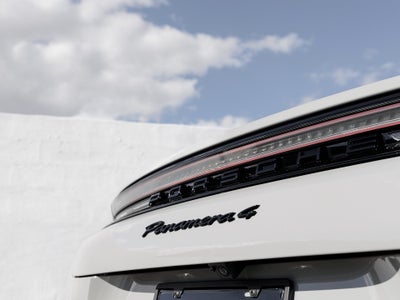 2026 Porsche Panamera Panamera 4 E-Hybrid