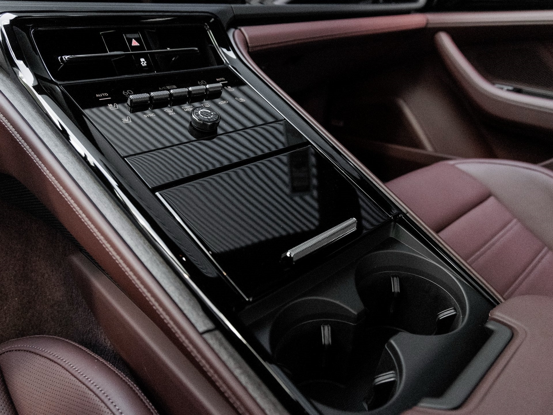 2026 Porsche Panamera Panamera 4 E-Hybrid