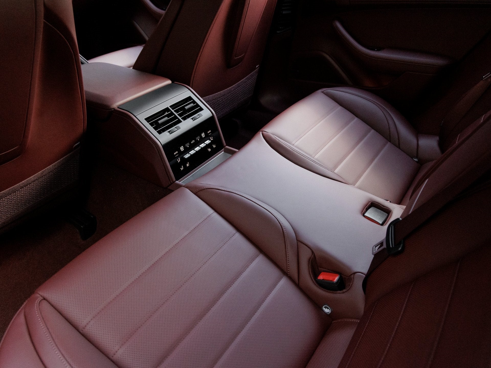 2026 Porsche Panamera Panamera 4 E-Hybrid