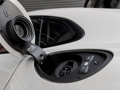 2026 Porsche Panamera Panamera 4 E-Hybrid