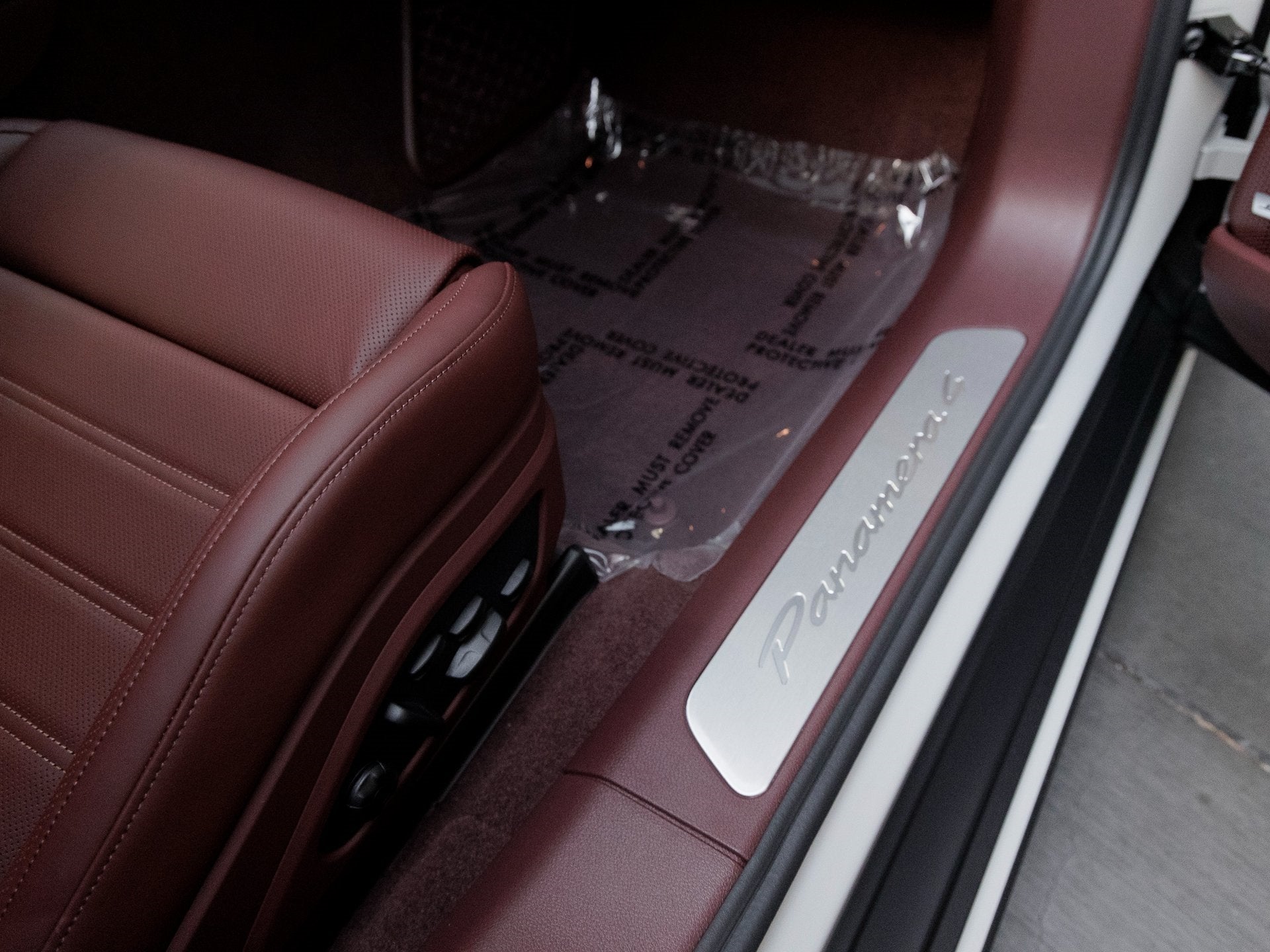 2026 Porsche Panamera Panamera 4 E-Hybrid