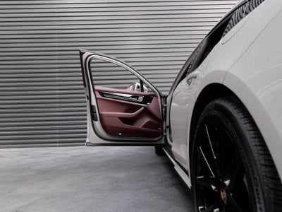 2026 Porsche Panamera Panamera 4 E-Hybrid