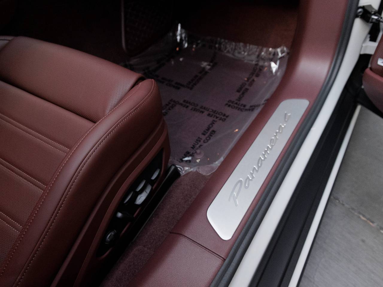 2026 Porsche Panamera Panamera 4 E-Hybrid