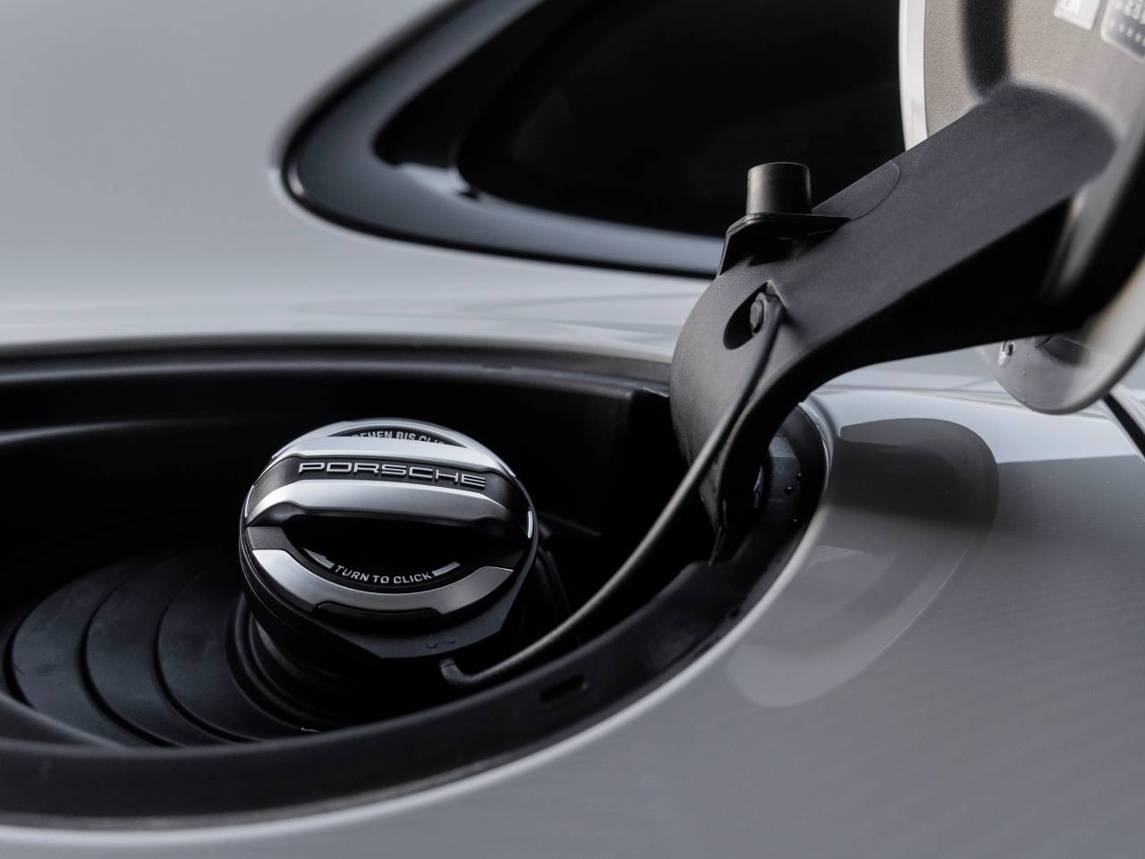 2026 Porsche Panamera Panamera 4 E-Hybrid