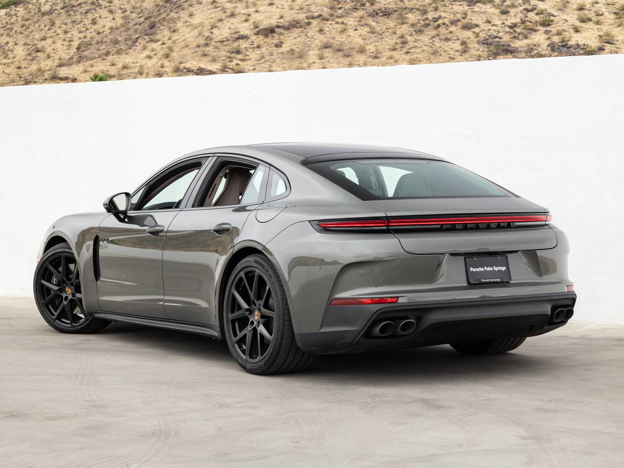 2025 Porsche Panamera Panamera 4 E-Hybrid