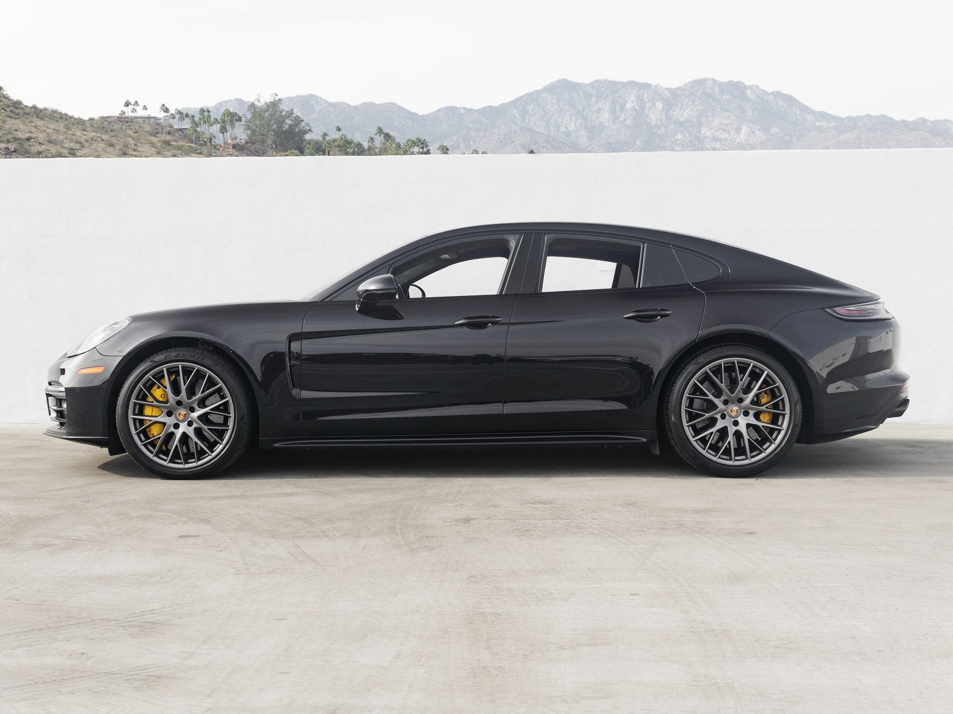 2022 Porsche Panamera Panamera Turbo S (MY22)