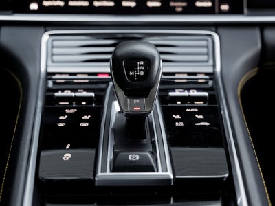 2022 Porsche Panamera Panamera Turbo S (MY22)