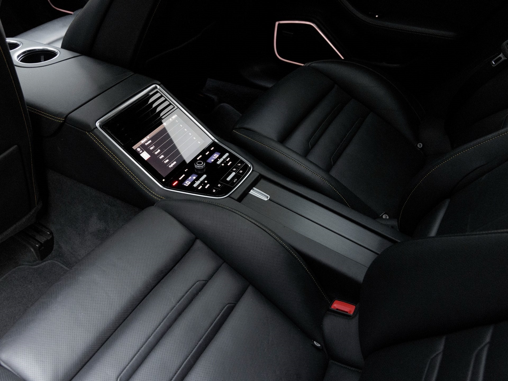 2022 Porsche Panamera Panamera Turbo S (MY22)