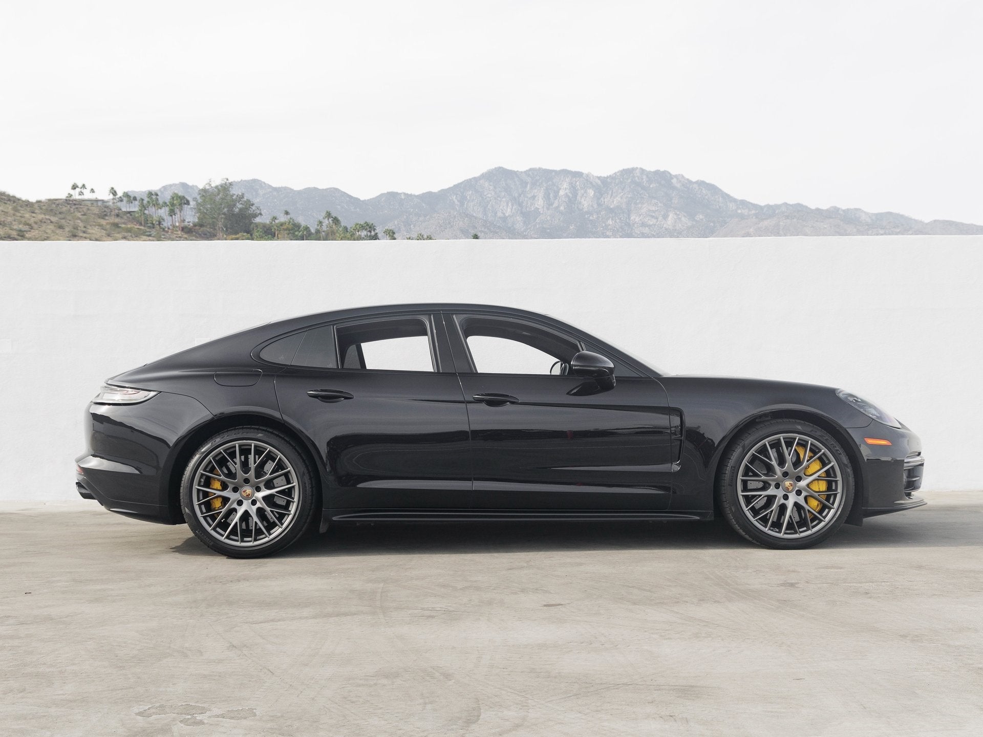 2022 Porsche Panamera Panamera Turbo S (MY22)