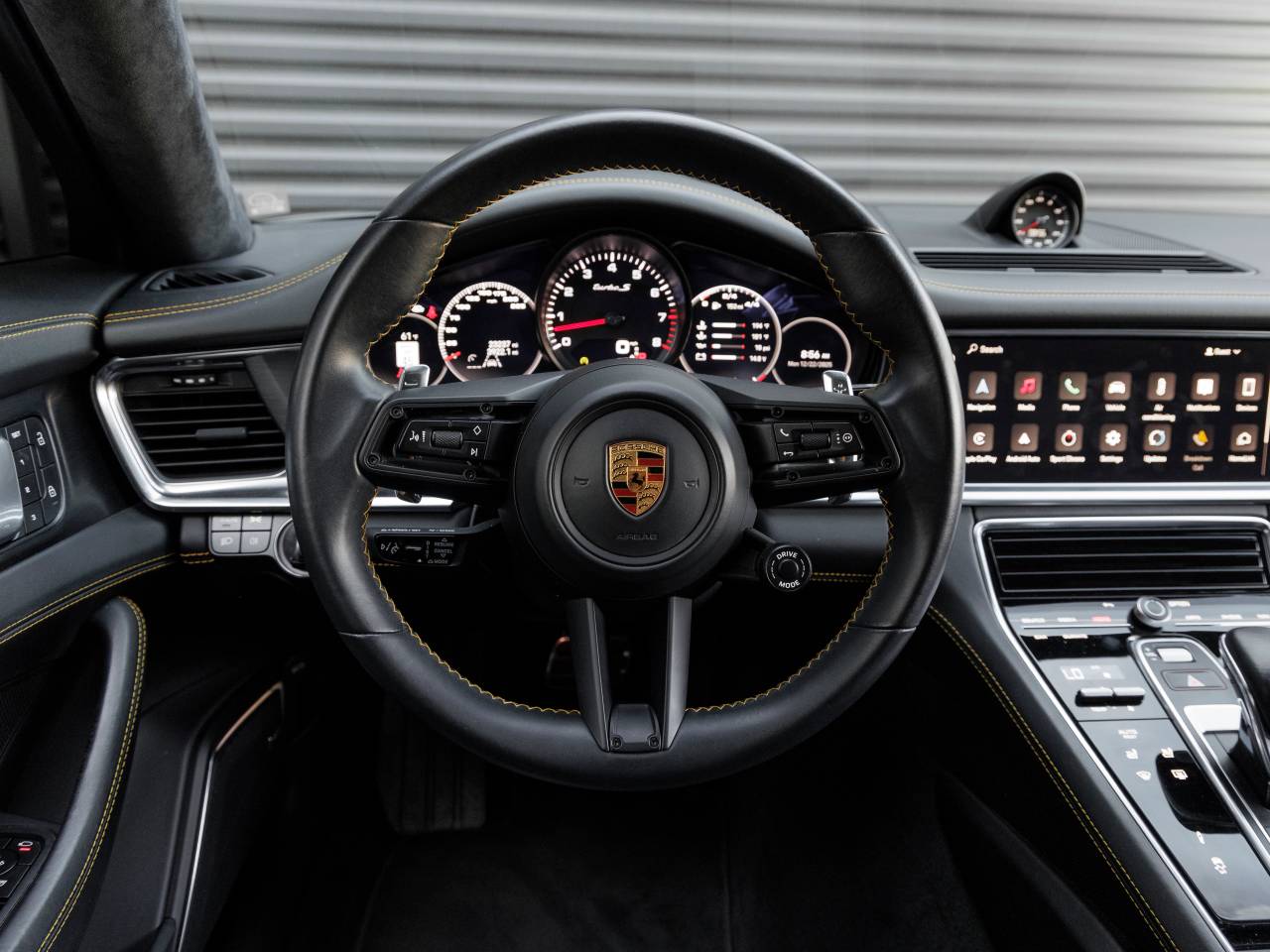 2022 Porsche Panamera Panamera Turbo S (MY22)