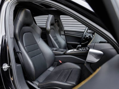 2022 Porsche Panamera Panamera Turbo S (MY22)
