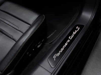 2022 Porsche Panamera Panamera Turbo S (MY22)