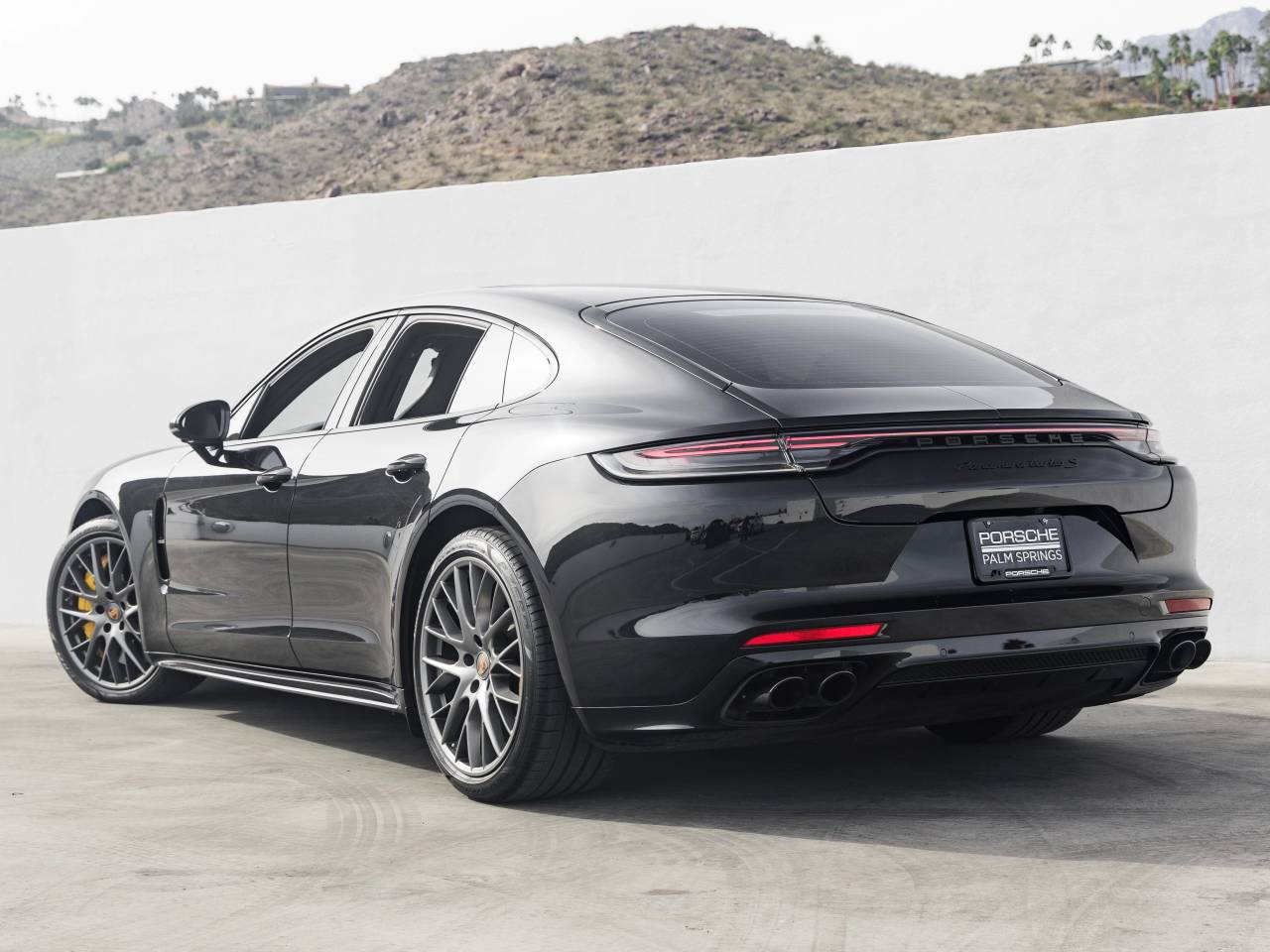 2022 Porsche Panamera Panamera Turbo S (MY22)