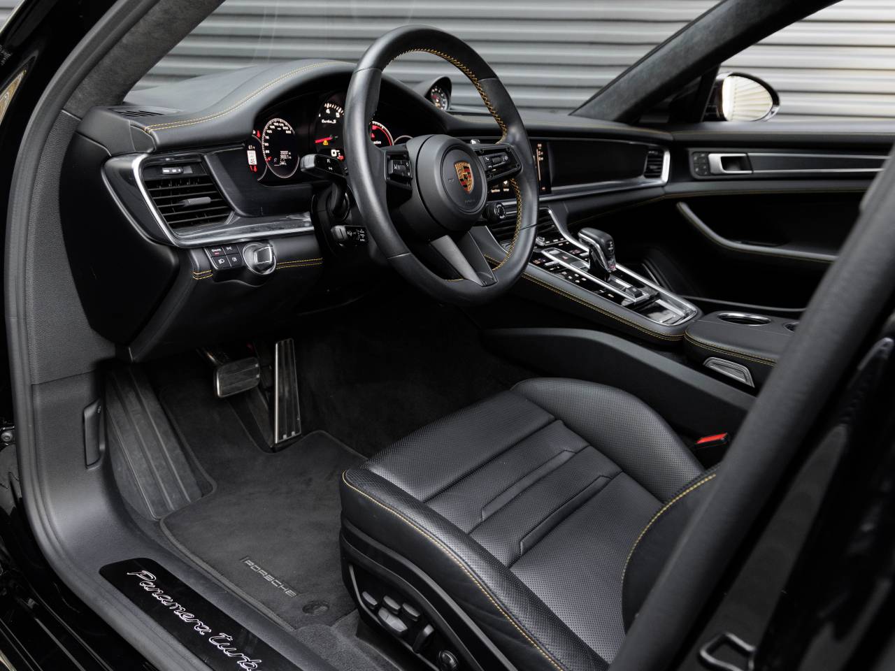 2022 Porsche Panamera Panamera Turbo S (MY22)