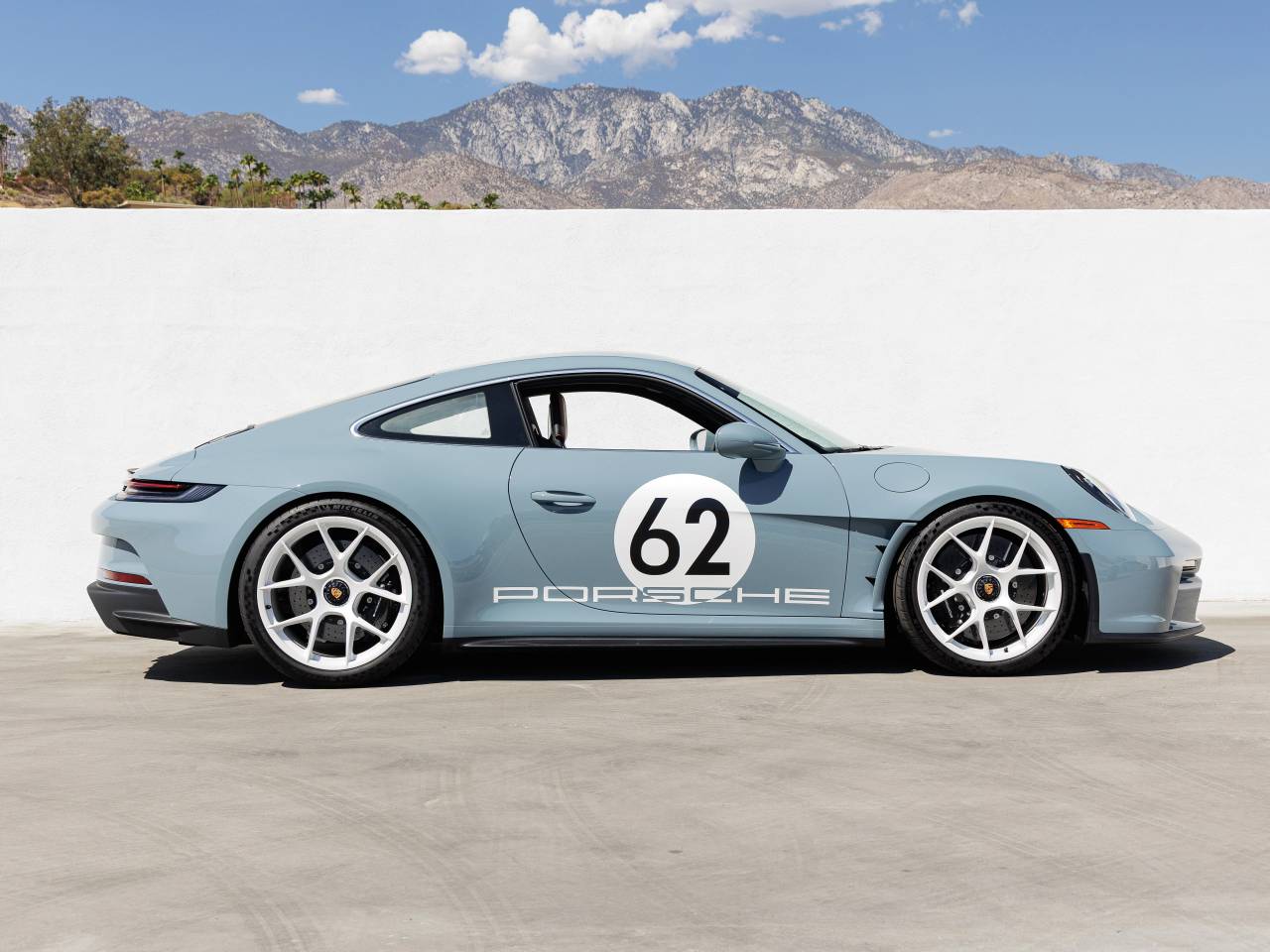2024 Porsche 911 911 S/T