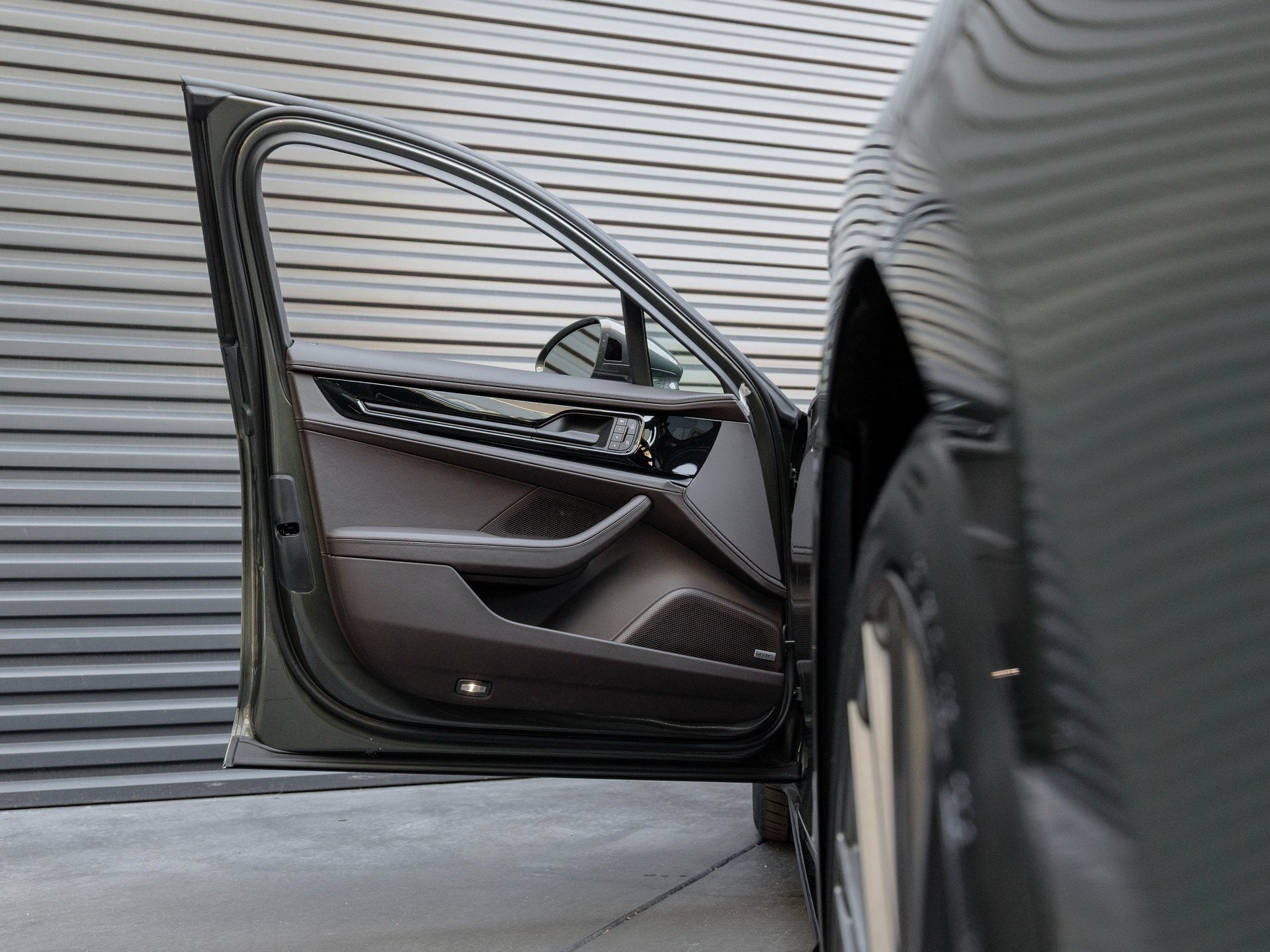 2026 Porsche Panamera E-Hybrid Turbo