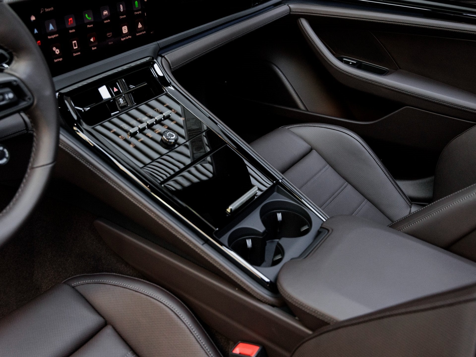 2026 Porsche Panamera E-Hybrid Turbo