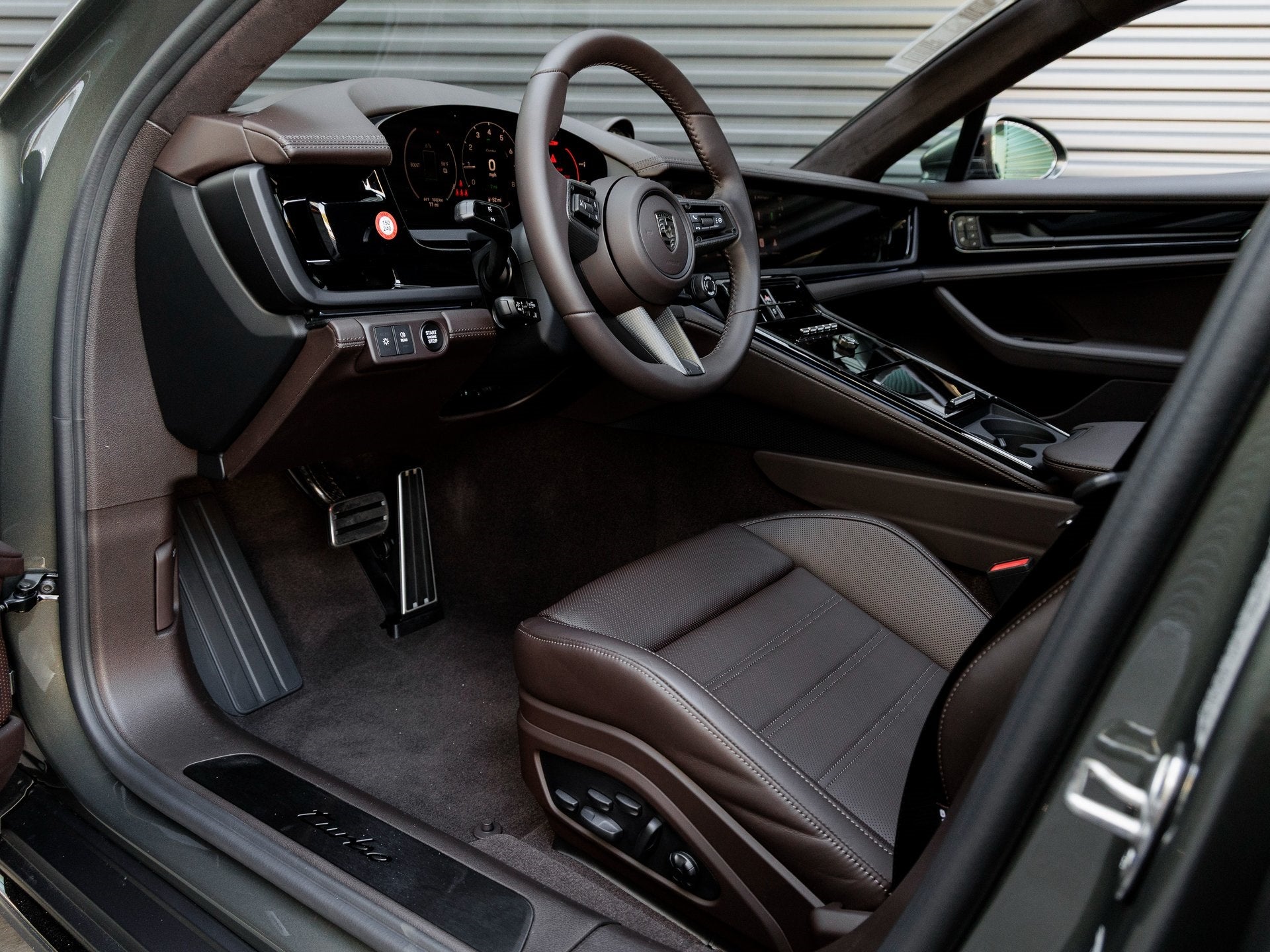 2026 Porsche Panamera E-Hybrid Turbo