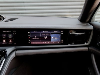 2026 Porsche Panamera E-Hybrid Turbo