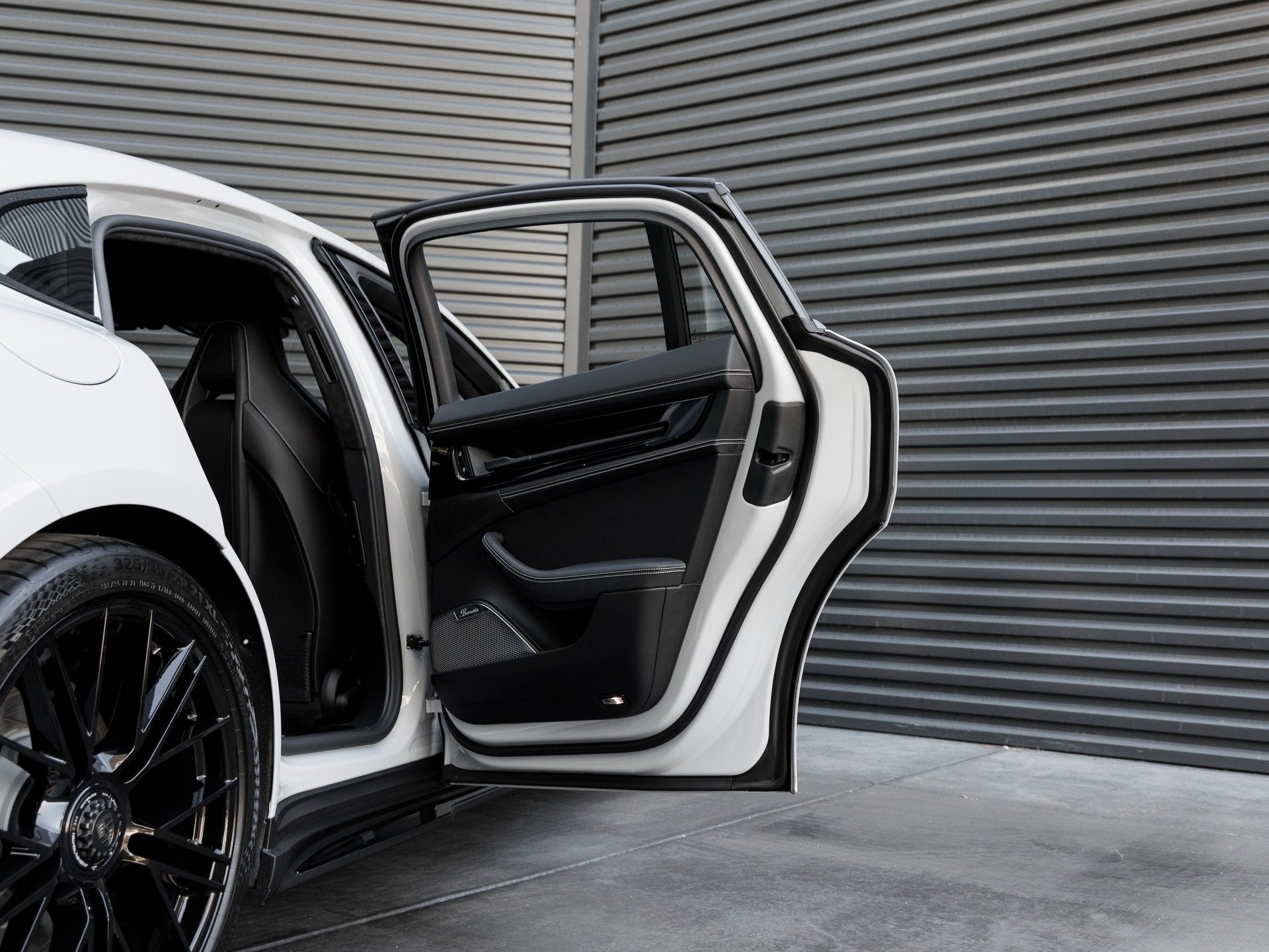 2026 Porsche Panamera Panamera Turbo E-Hybrid