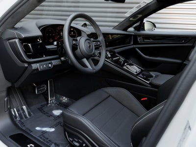 2026 Porsche Panamera Panamera Turbo E-Hybrid