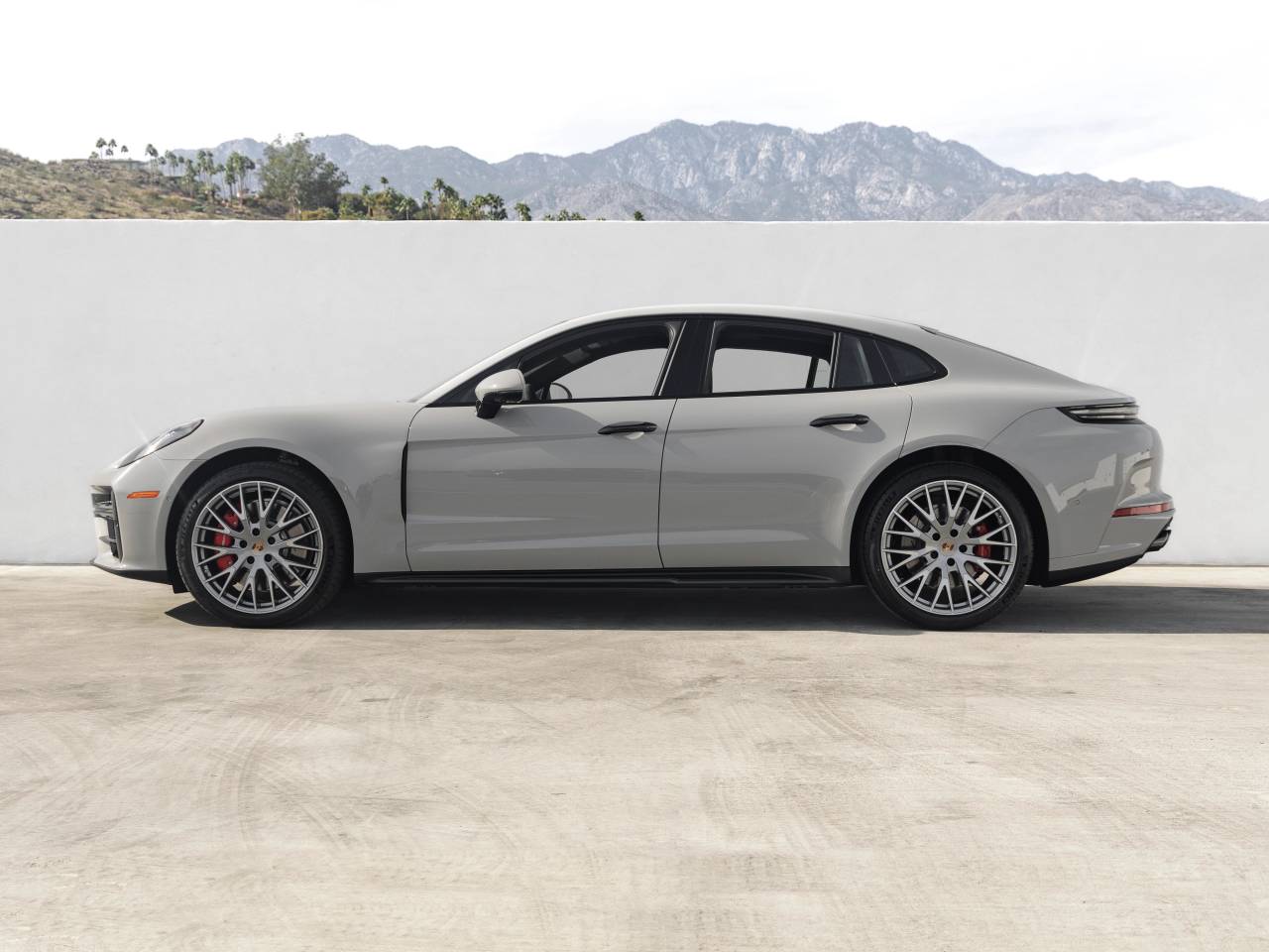 2026 Porsche Panamera Panamera GTS