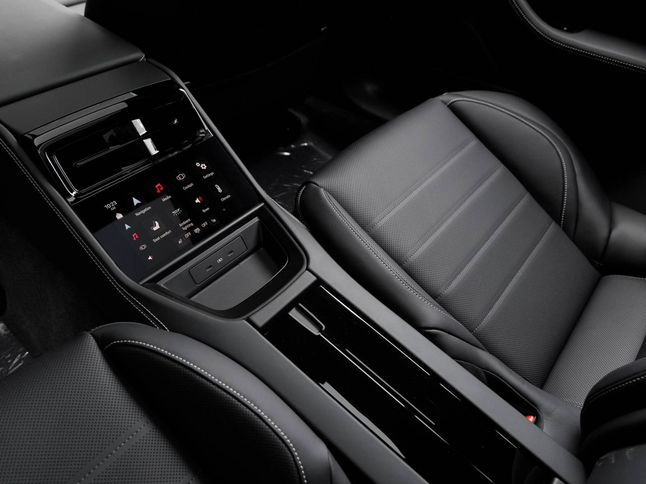 2026 Porsche Panamera Panamera GTS