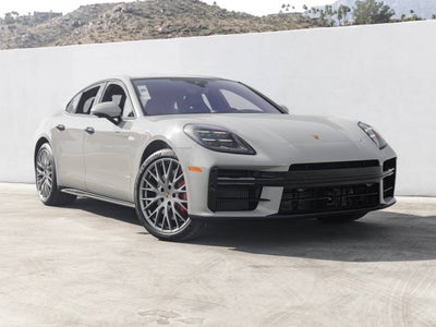 2026 Porsche Panamera Panamera GTS