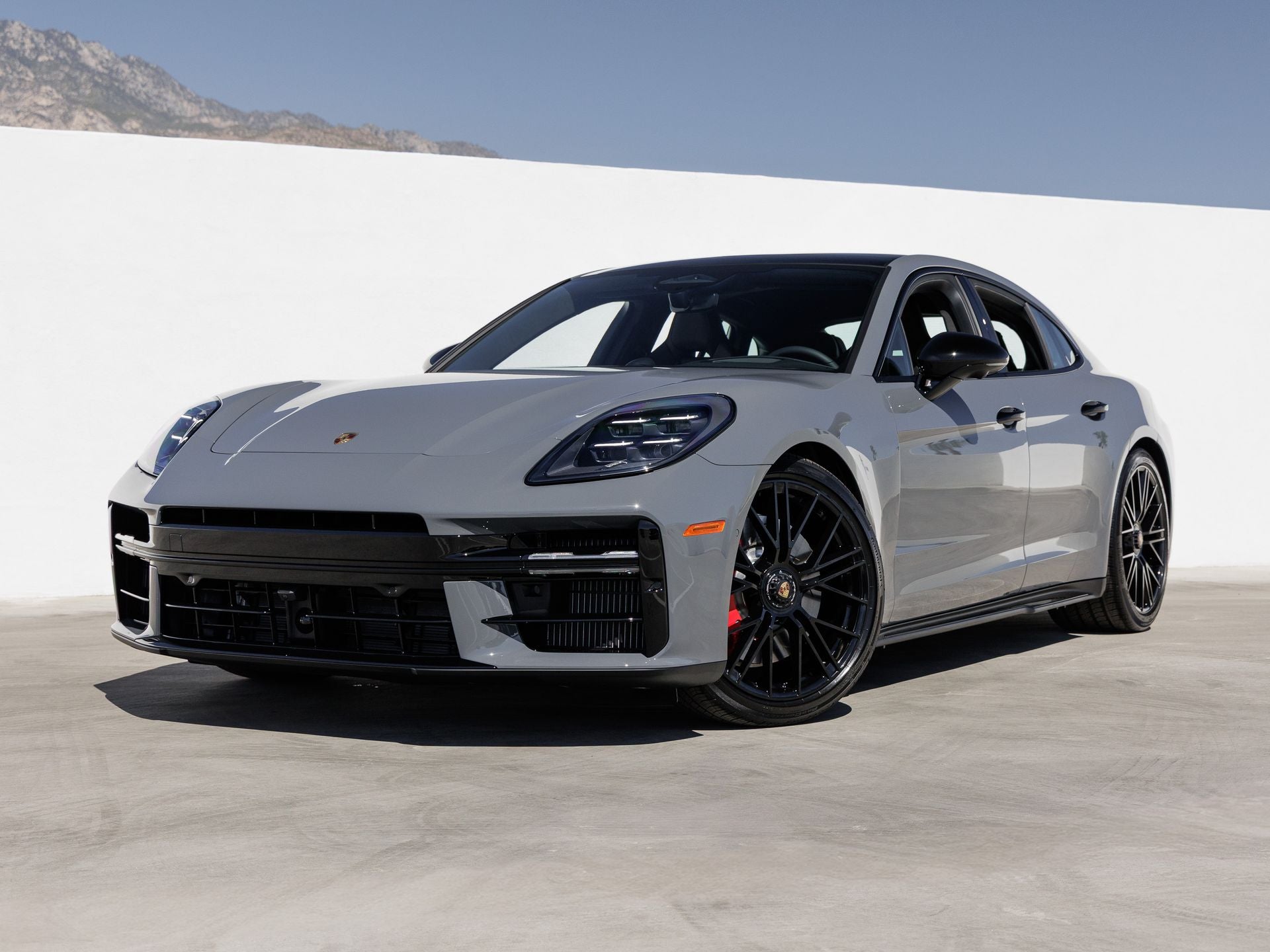 2026 Porsche Panamera Panamera GTS