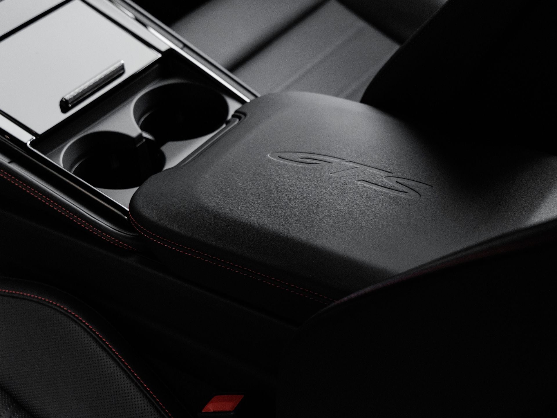 2026 Porsche Panamera Panamera GTS